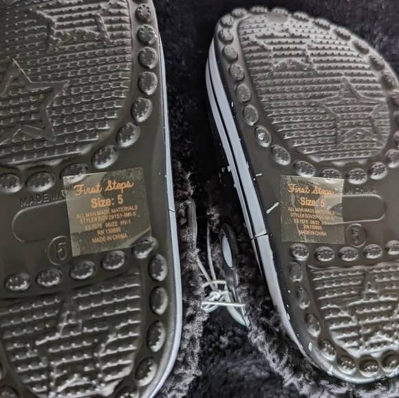 Kids Slide On Shoes - Picture 5 of 5